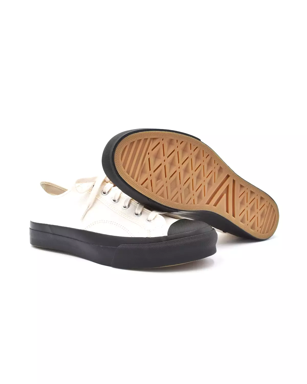 Moonstar Low Trainer Black & White Canvas Sneaker